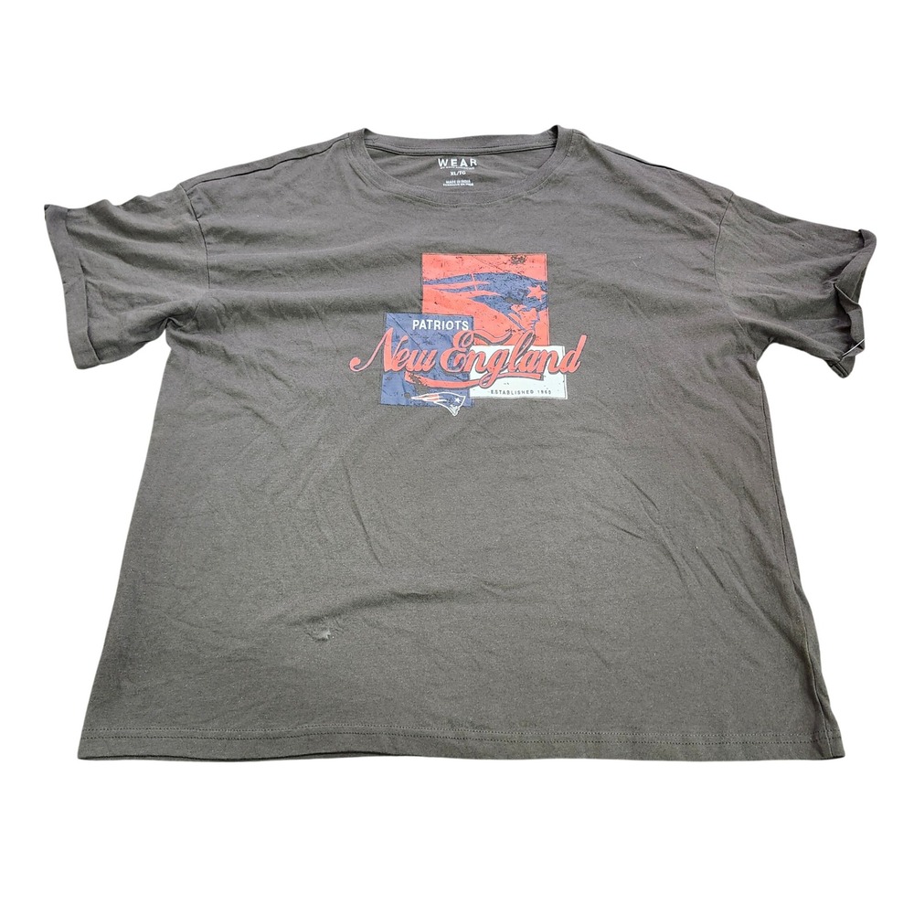 WEAR by Erin Andrews New England Patriots Womens XL Charcoal Graphic T-Shirt NFL